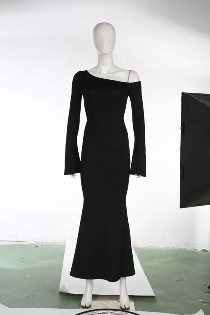 ModeChic.ca™ Signature : La Mono-Épaule
