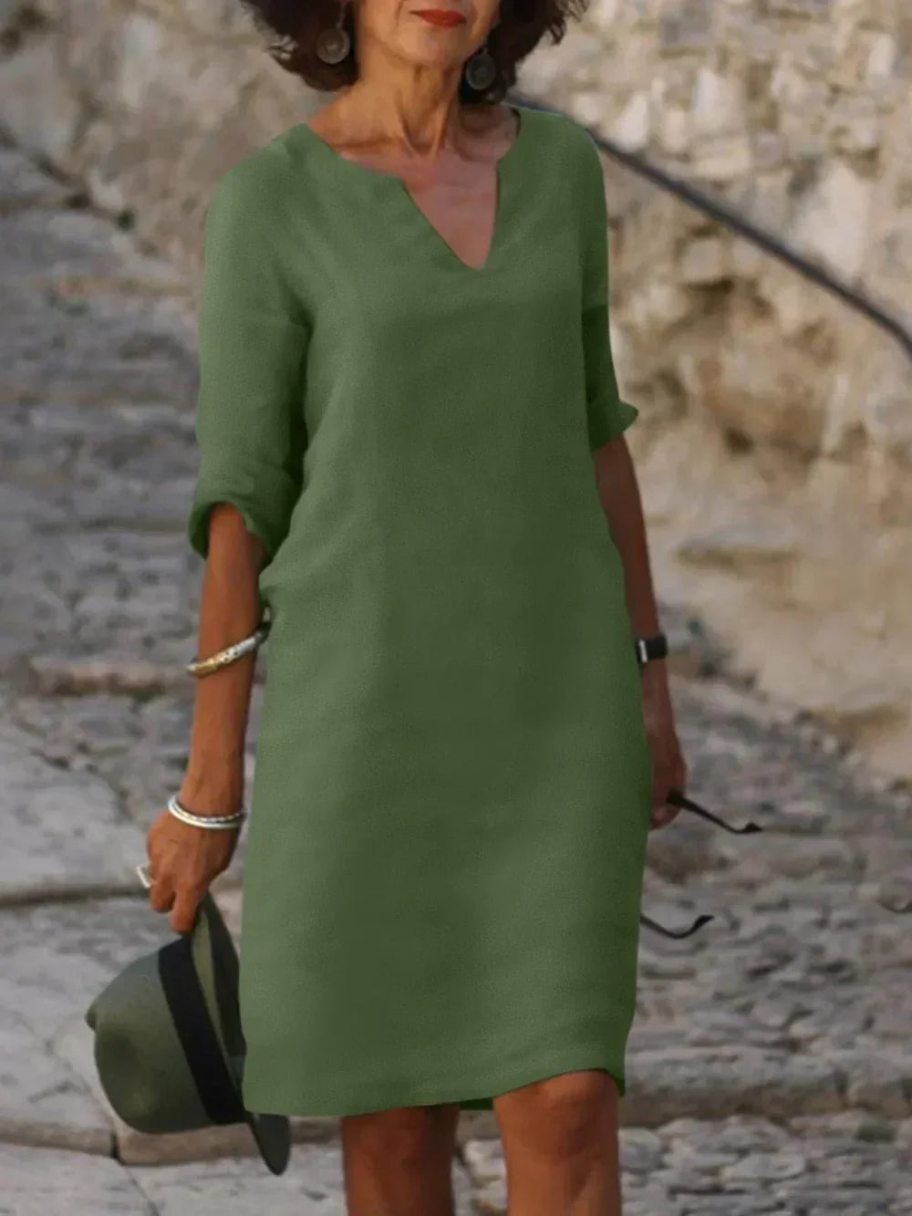 ModeChic.ca™ Élégance en V